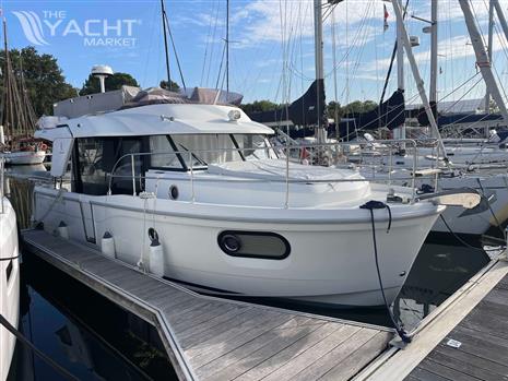 BENETEAU SWIFT TRAWLER 30 2018 Used Boat for Sale in PORT LA FORET, France