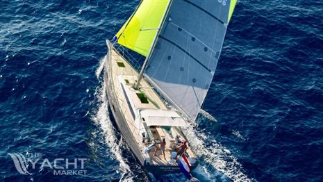 Solaris Solaris 44 - solaris44-yellow-moon-lmarinegroup (1)