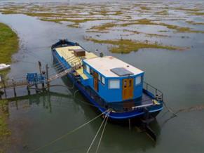 26m Liveaboard Dutch Steel Houseboat Barge