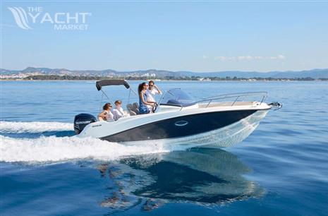 QUICKSILVER QUICKSILVER ACTIV 675 SUNDECK