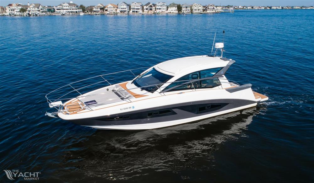 2021 Beneteau