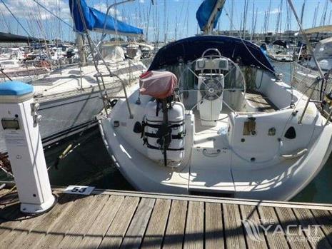 BENETEAU OCEANIS 351