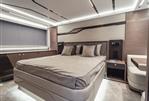 Sunseeker 65 Sport Yacht - 24 - Master Cabin