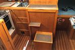 Westerly Fulmar - Companionway