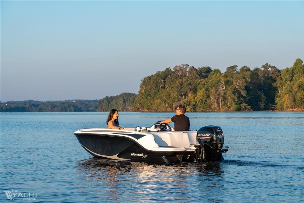 2023 Bayliner