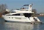 Fairline Squadron 52