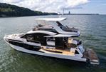 Galeon 560 FLY