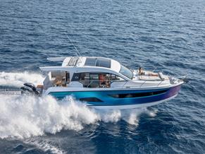 Sealine C390V