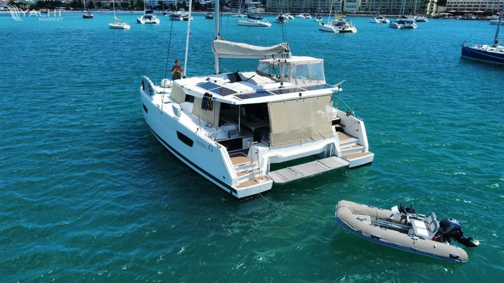 2023 Fountaine Pajot