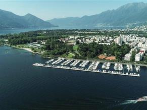 Bootsplatz im Hafen Locarno