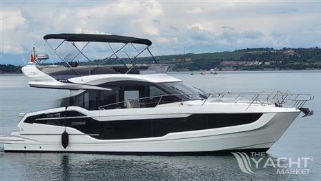 Galeon 440 Fly