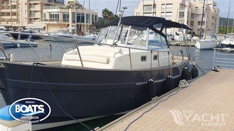 RHEA MARINE RHEA 850 OPEN