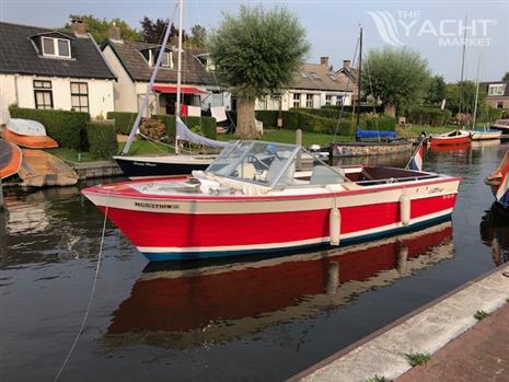 CHRIS CRAFT SEA SKIFF 23