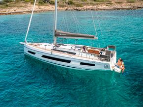 DUFOUR 41 SAILING YACHT FOR SALE IN GREECE - BUY NOW 41