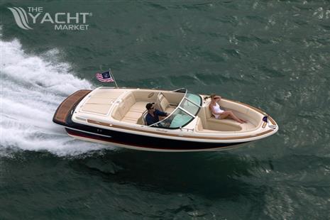 Chris-Craft Launch 23 - 2019 Chris-Craft Launch 23 for sale in Menorca - Clearwater Marine