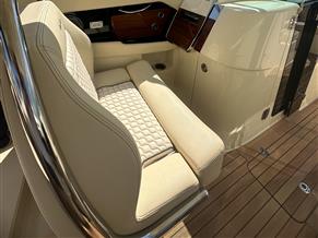 CHRIS-CRAFT LAUNCH GT 35