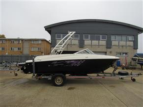 Bayliner 185 Bowrider Flight Series