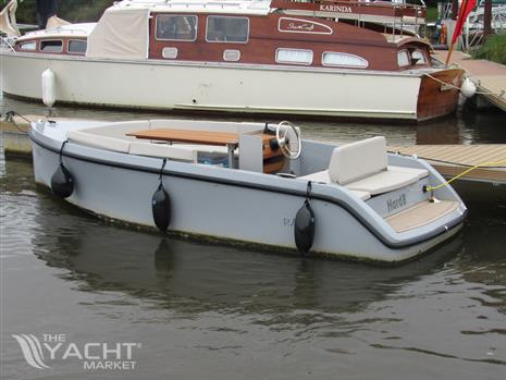 Rand Boats Picnic 18