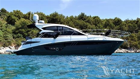 Cobrey Yachts 33 HT