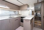 Sunseeker Predator 55 EVO - 20 - Galley