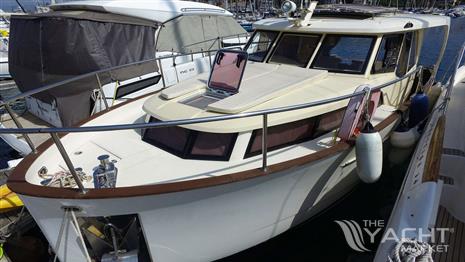 GREENLINE GREENLINE 33 HYBRID