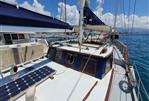  KETCH PILOTHOUSE 49