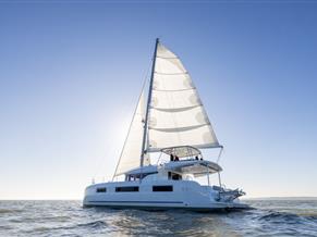 Lagoon 51