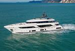 CUSTOM LINE CUSTOM LINE 37 NAVETTA