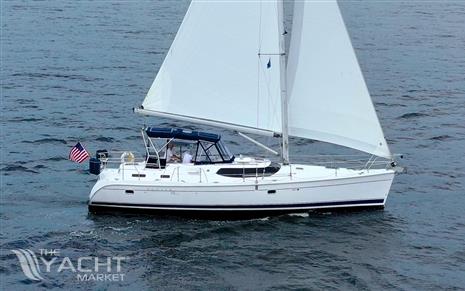 Hunter 45cc - Hunter 45CC - Coralee - Under Sail