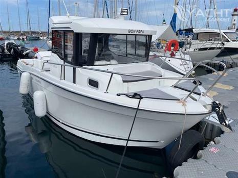 JEANNEAU MERRY FISHER 695