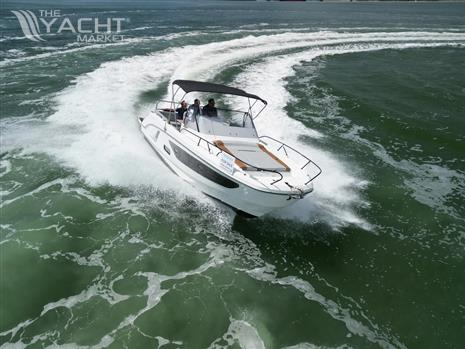 beneteau flyer 9 sundeck