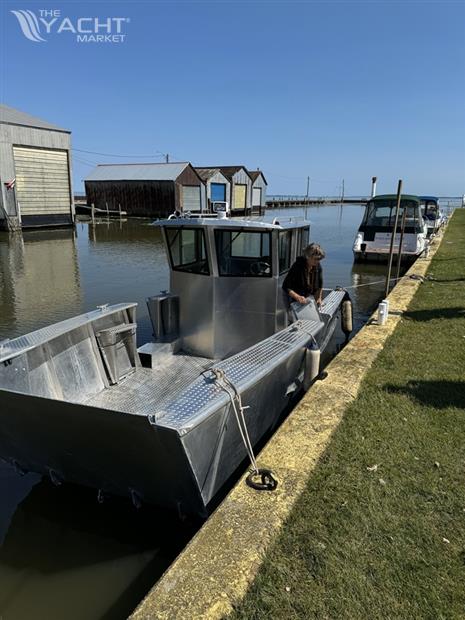2024 22&#39; x 8&#39;6 Aluminum Landing Craft Powered by Yamaha - Comes with Trailer