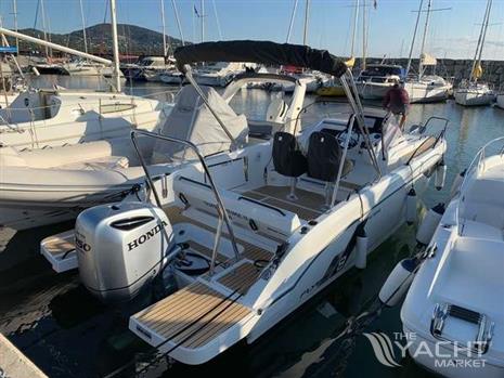 BENETEAU FLYER 8 SUNDECK