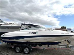 Bayliner 2152 Capri Cuddy Package
