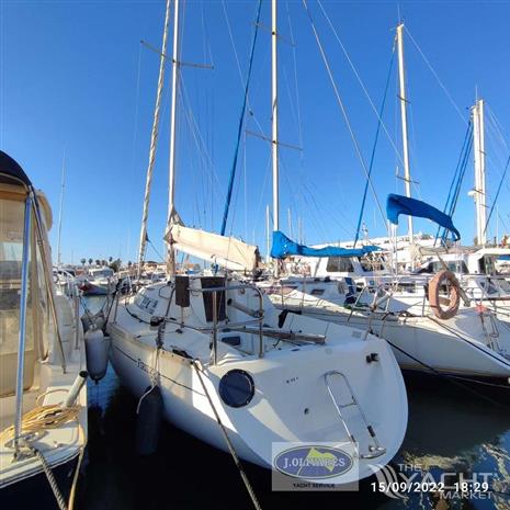 BENETEAU FIRST 285