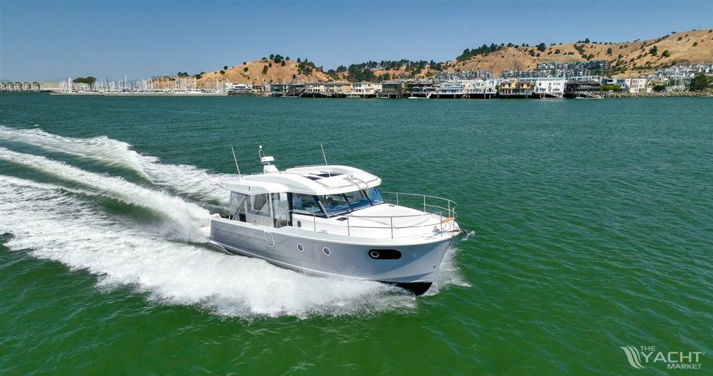 2024 Beneteau