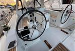 Beneteau Oceanis 38.1