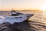 Sunseeker 28 Metre Yacht - 3 - Exterior