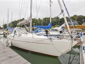 Hanse 331