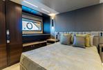 Sunseeker Manhattan 68 - 28 - Master Cabin