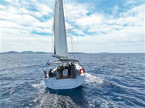 Beneteau Oceanis 51.1