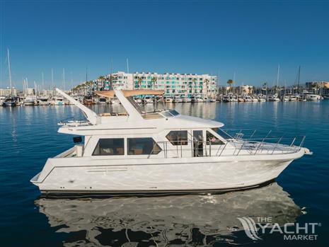 Navigator 48 Pilothouse