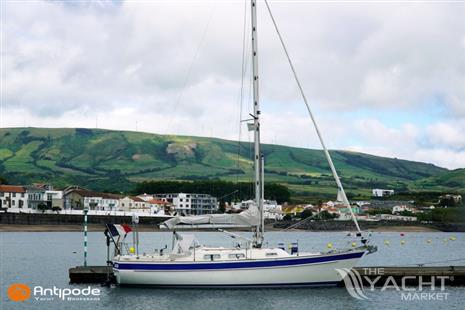 HALLBERG-RASSY HALLBERG RASSY 29