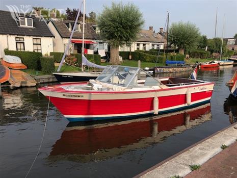 CHRIS CRAFT SEA SKIFF 23