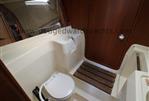 Westerly Tempest 31 - Heads compartment