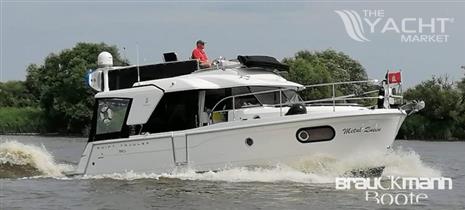 B&#233;n&#233;teau Swift Trawler 30