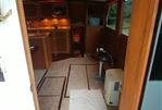Hatteras 41 Yacht Fish - Salon Entry