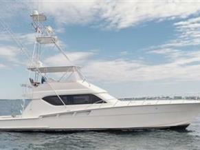 Hatteras Convertible