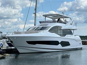 Sunseeker 76 Yacht