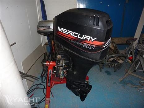 Mercury Outboard Engines 50 ELPT 4 stroke power tilt